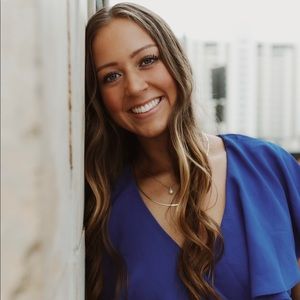 Meet your Posher, Hannah